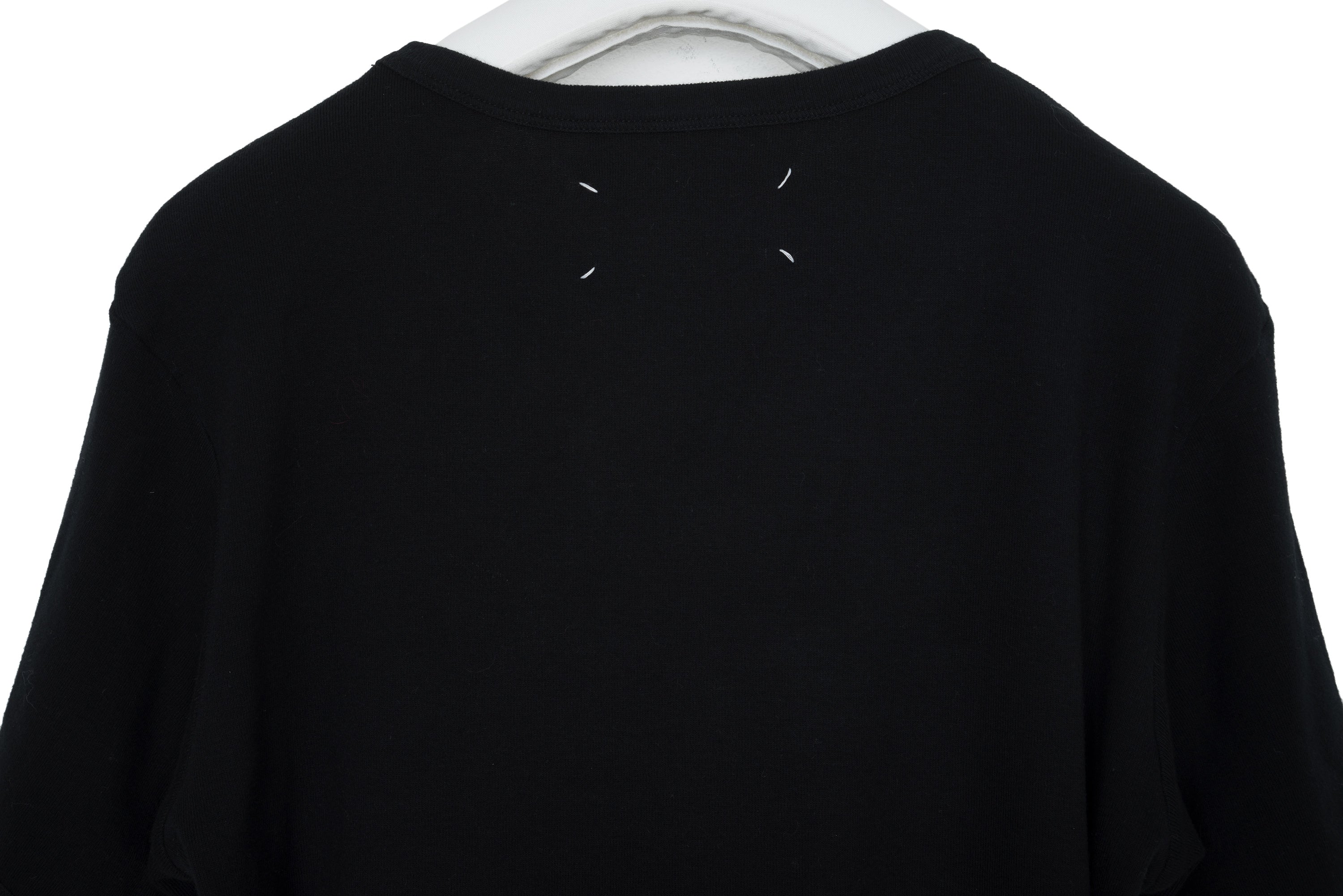2006 A/W T-SHIRT WITH FAUX FUR PATCH – Loupeon (GmbH in