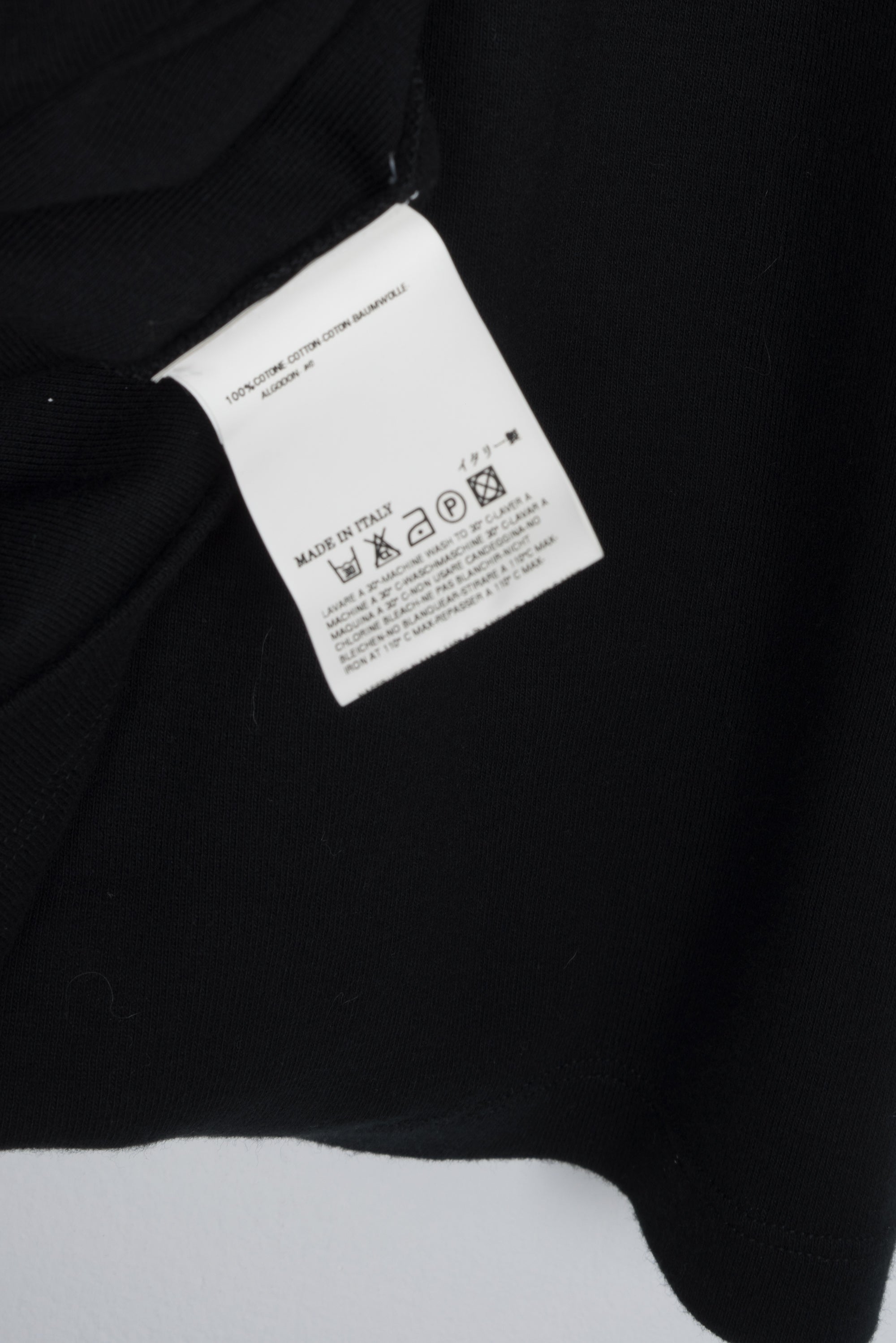 2006 A/W T-SHIRT WITH FAUX FUR PATCH