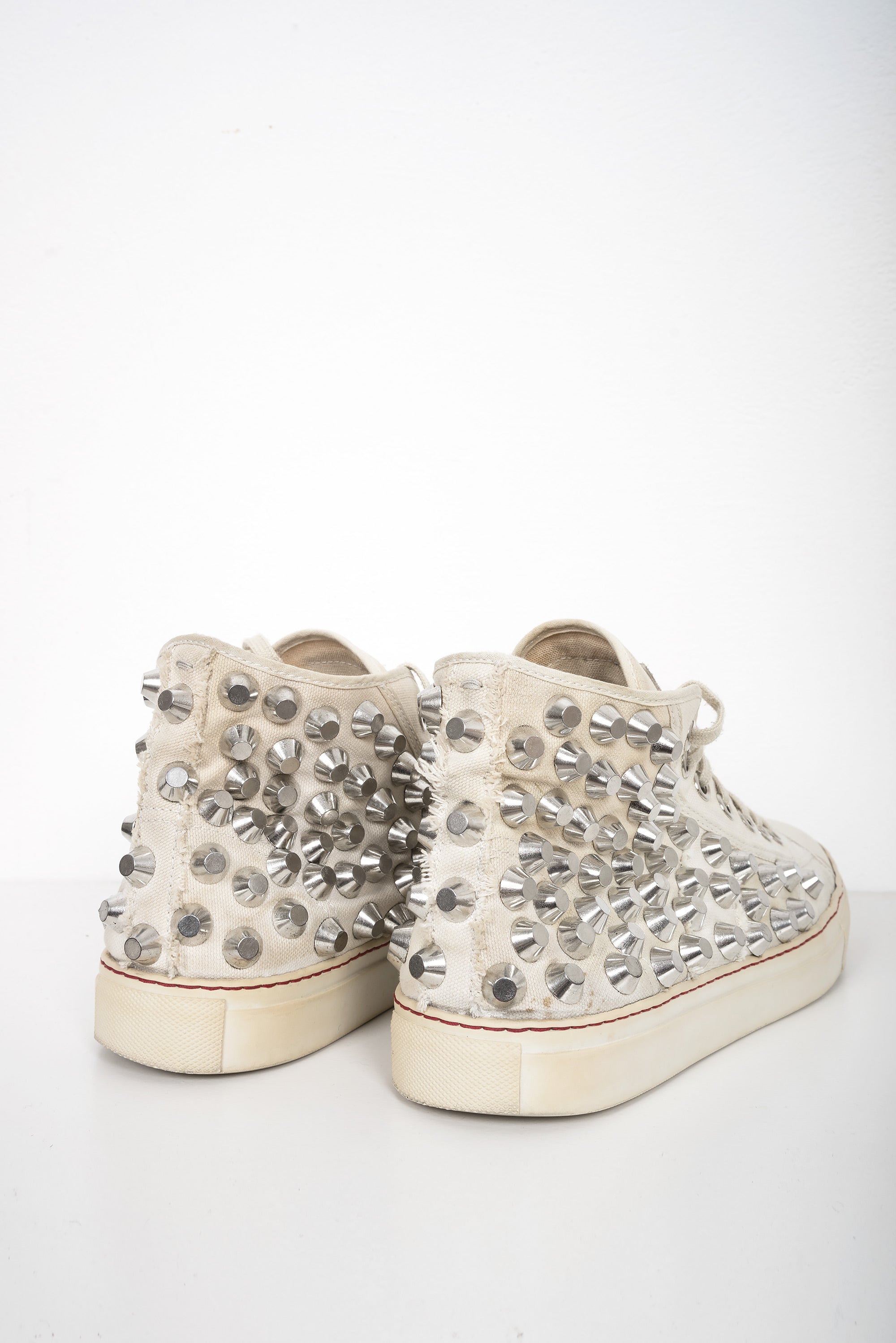 2006 S/S STUDDED CANVAS TRAINERS