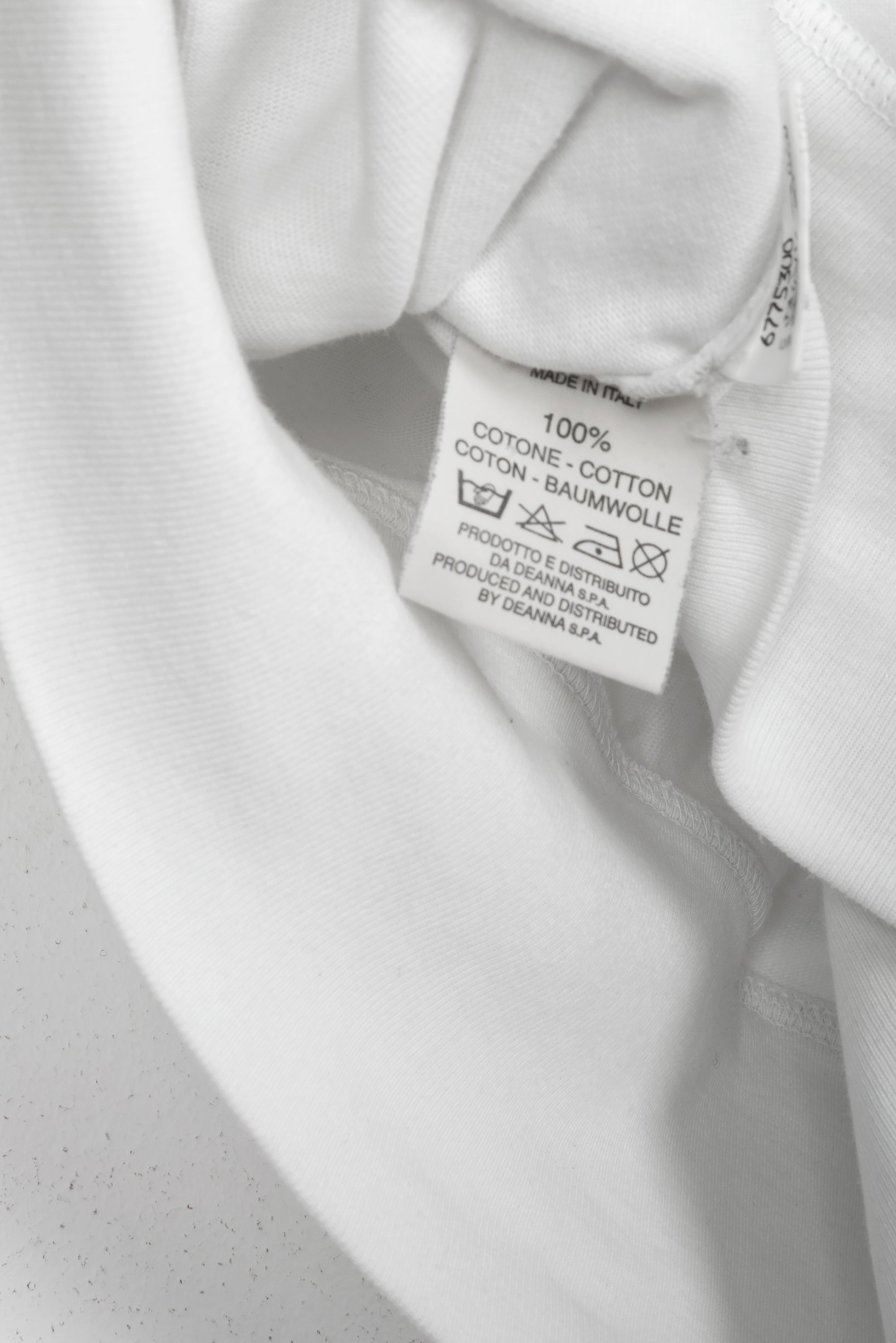2003 S/S WHITE JERSEY SWEATSHIRT BY MISS DEANNA