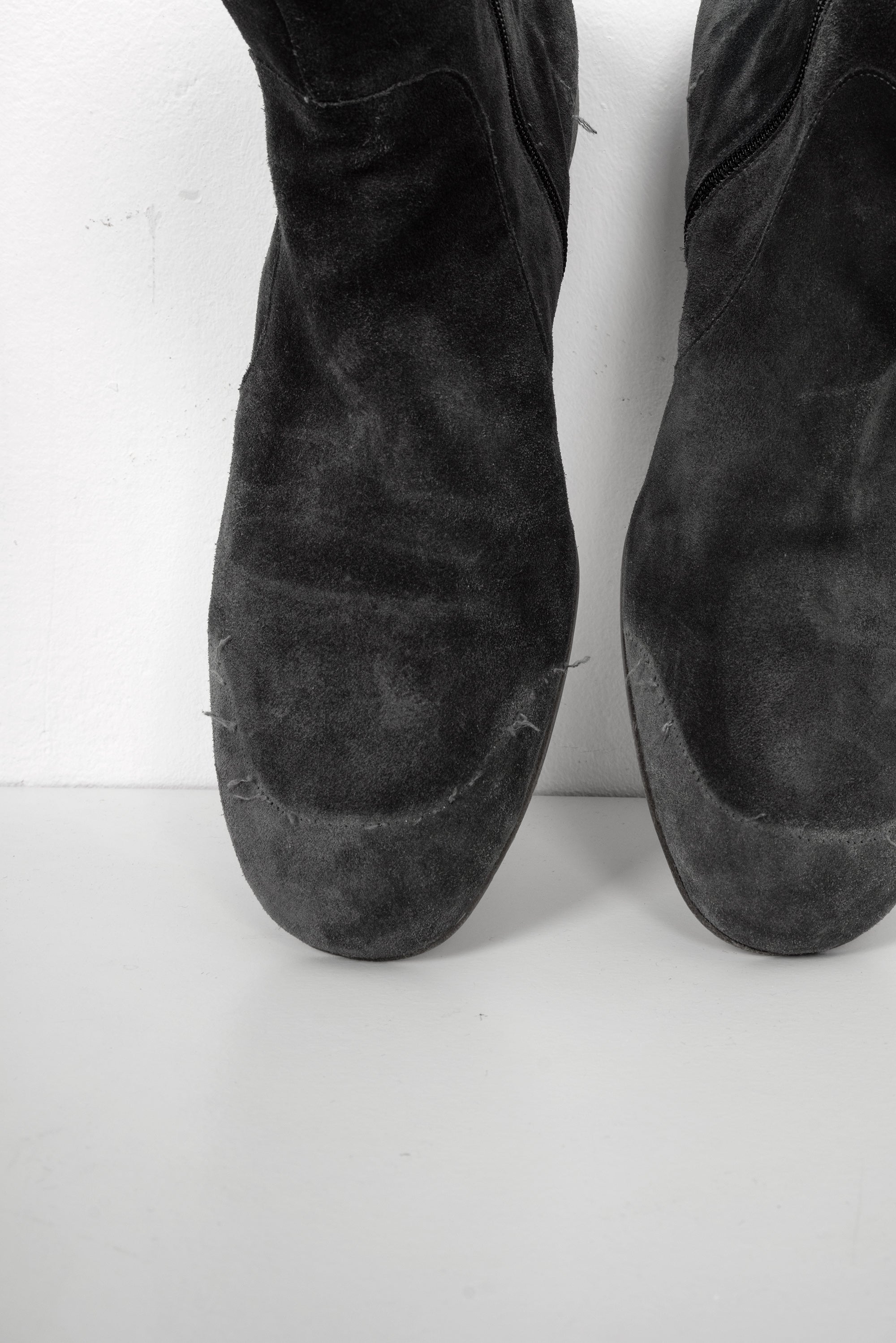 2008 S/S DECONSTRUCED SUEDE BOOTS