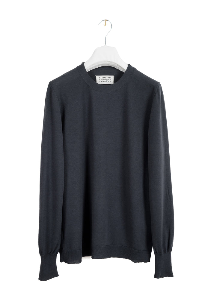 2005 A/W GRAY CREWNECK SWEATER IN FINEST WOOL