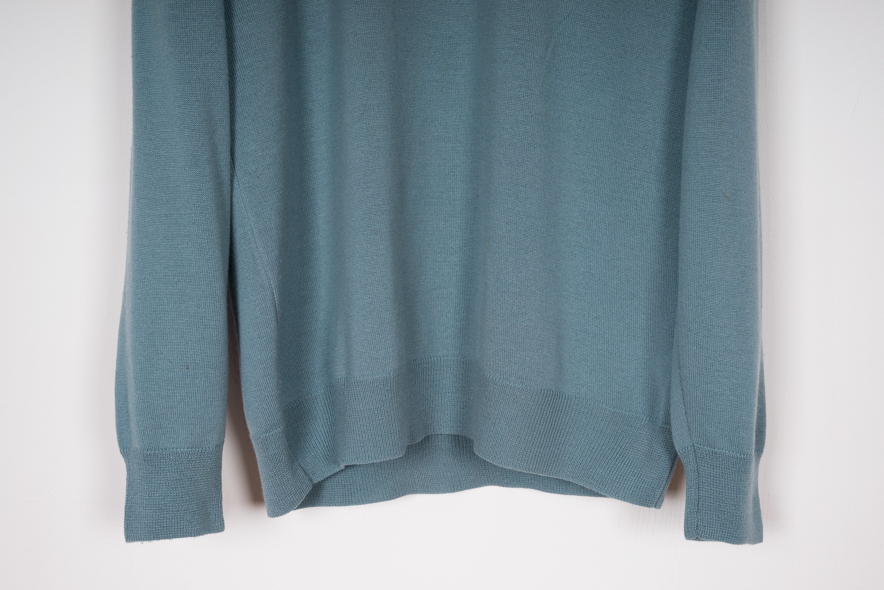 2002 A/W WOOL CREWNECK WITH NECK DETAIL BY MISS DEANNA
