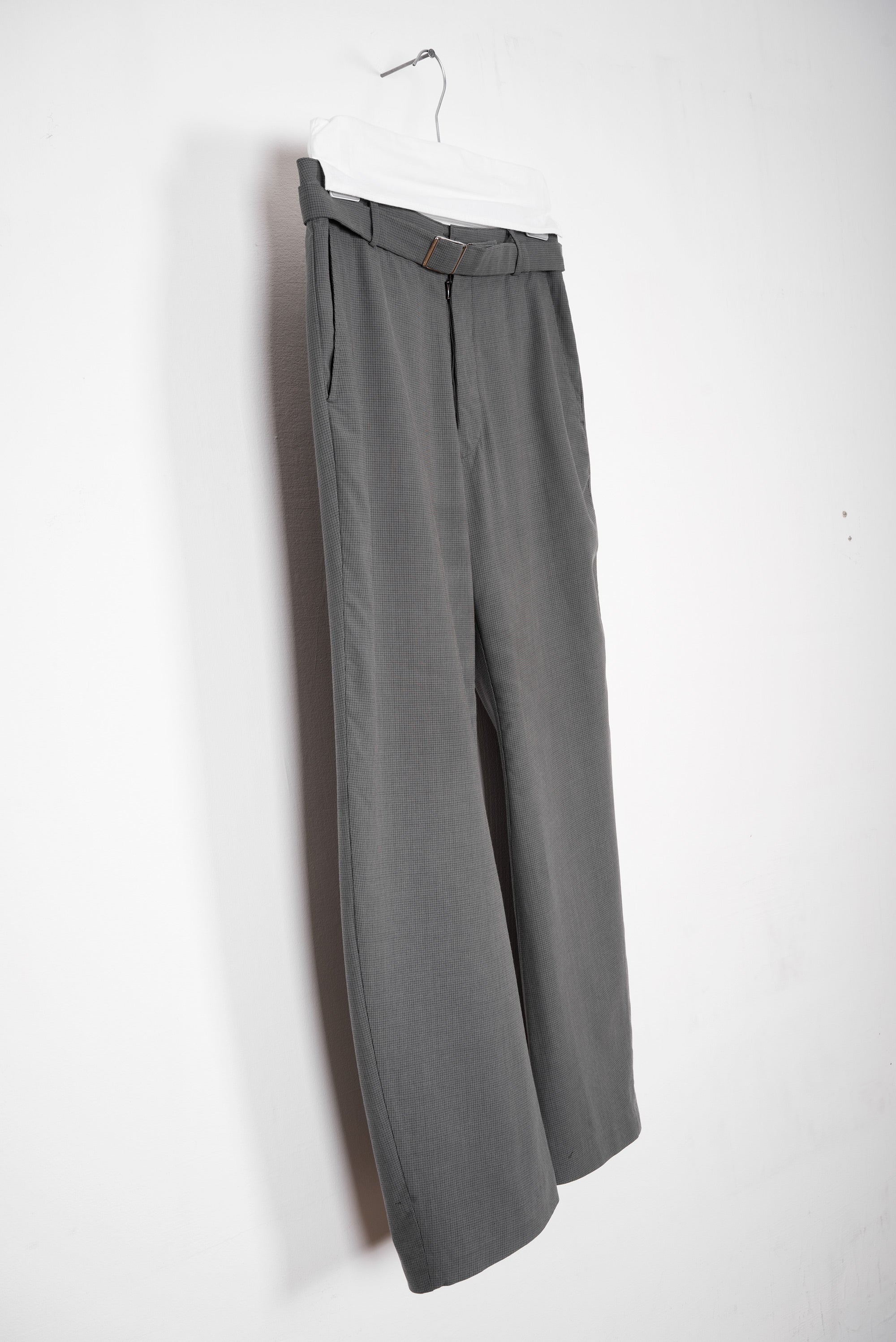 2000 S/S ANATOMIC WIDE CUT TROUSERS WITH MATCHING BELT
