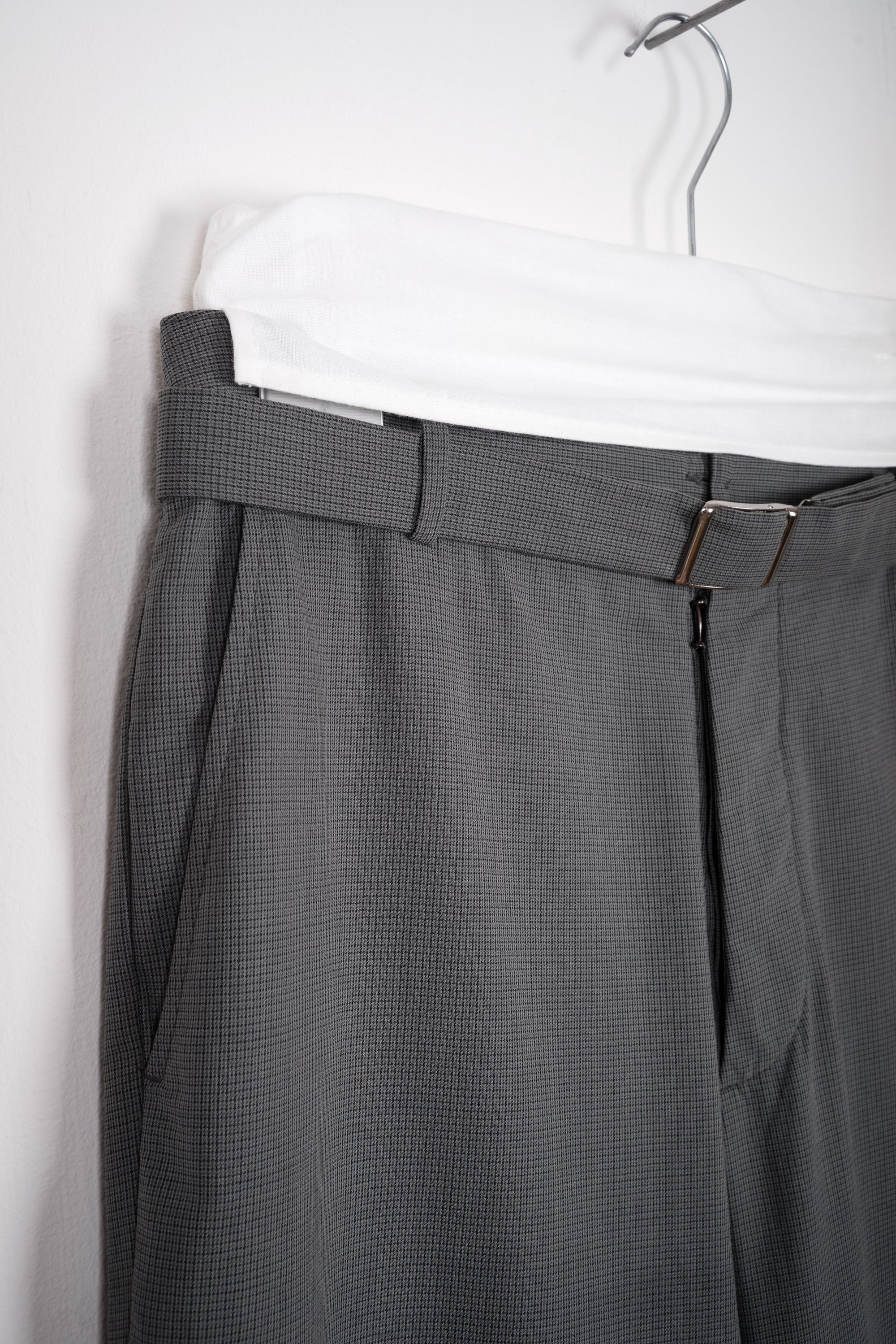 2000 S/S ANATOMIC WIDE CUT TROUSERS WITH MATCHING BELT