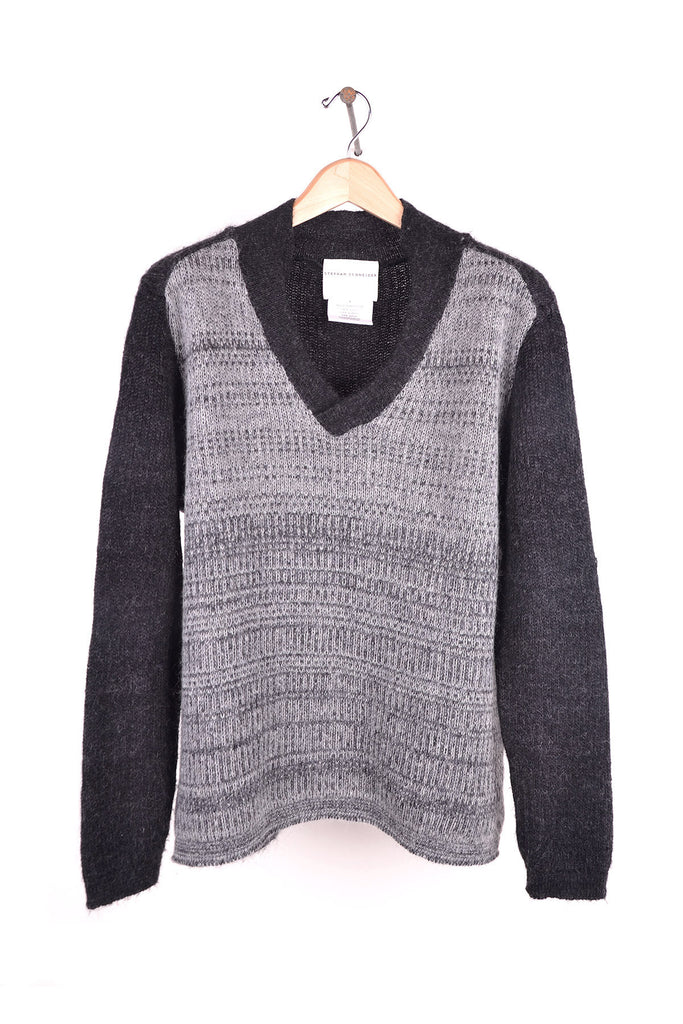2005 A/W MOHAIR "CHAIN" V-NECK SWEATER WITH CONTRASTING FRONT