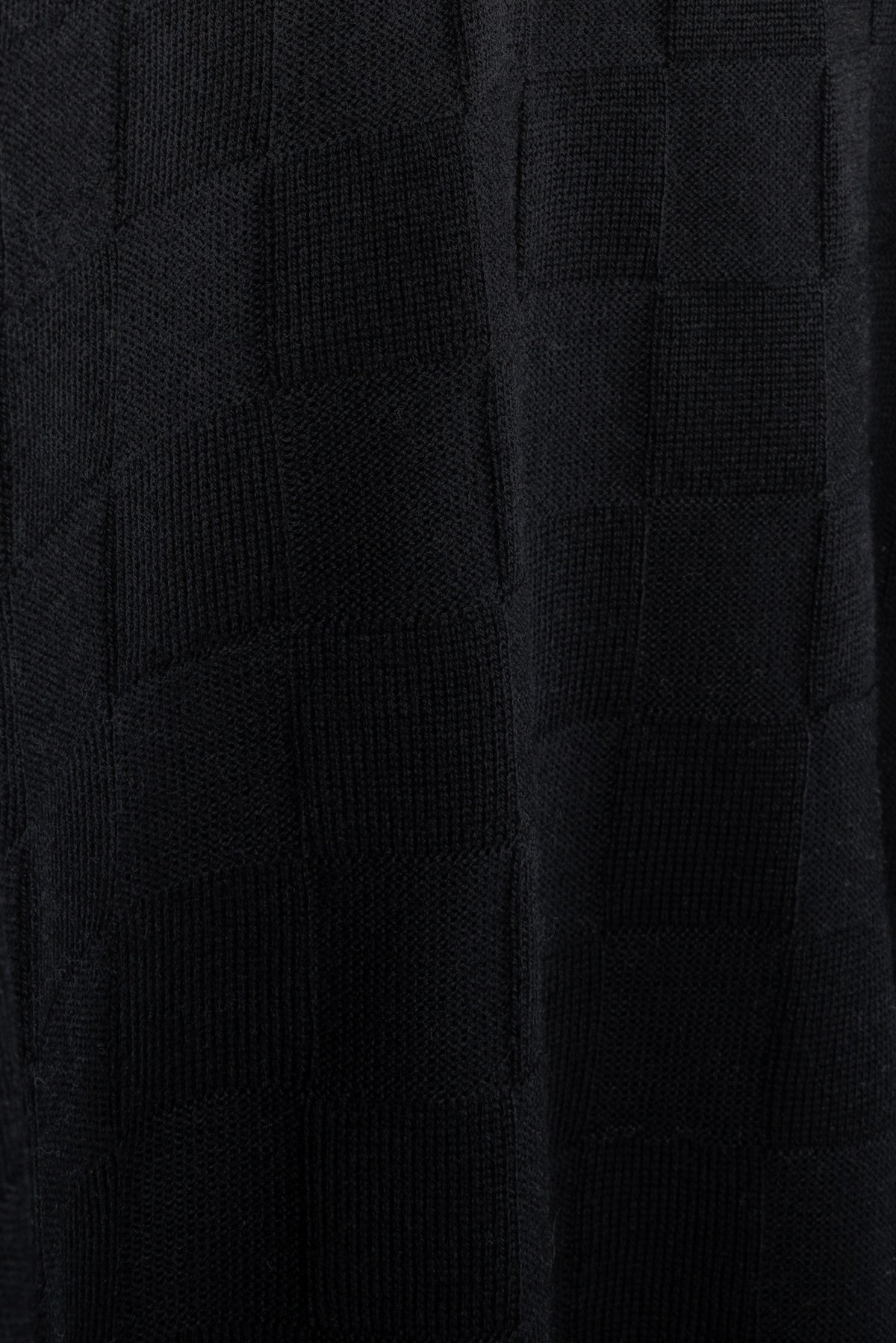 2008 A/W "CHESS" V-NECK SWEATER IN BLACK FINEST WOOL