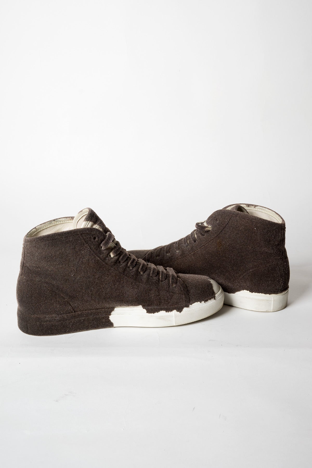 2009 A/W FLOCKED VELVET HIGH-TOP SNEAKER