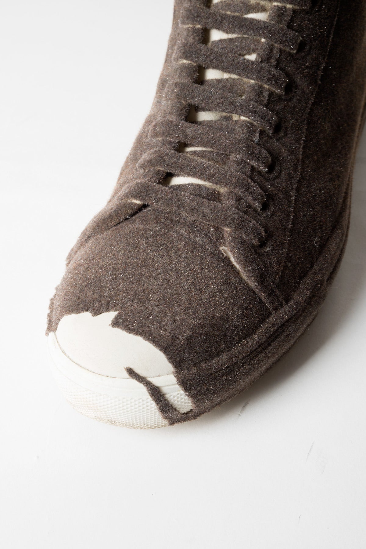 2009 A/W FLOCKED VELVET HIGH-TOP SNEAKER