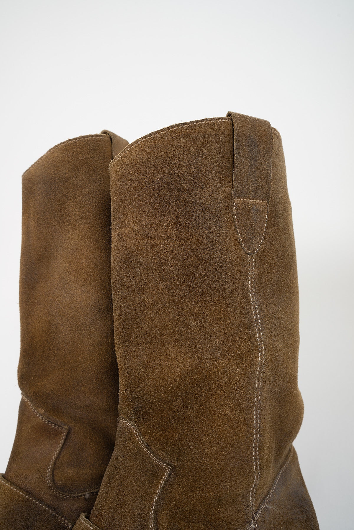 2005 A/W BUCKLE BOOTS IN AGED REVERESED LEATHER