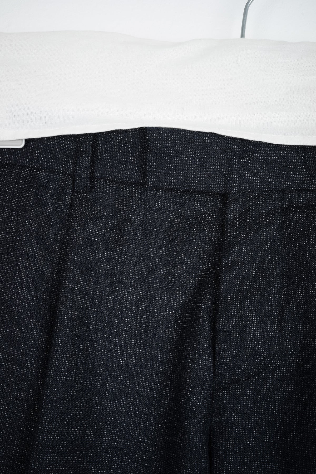 2009 A/W PLEATED TROUSERS WITH COIN POCKET