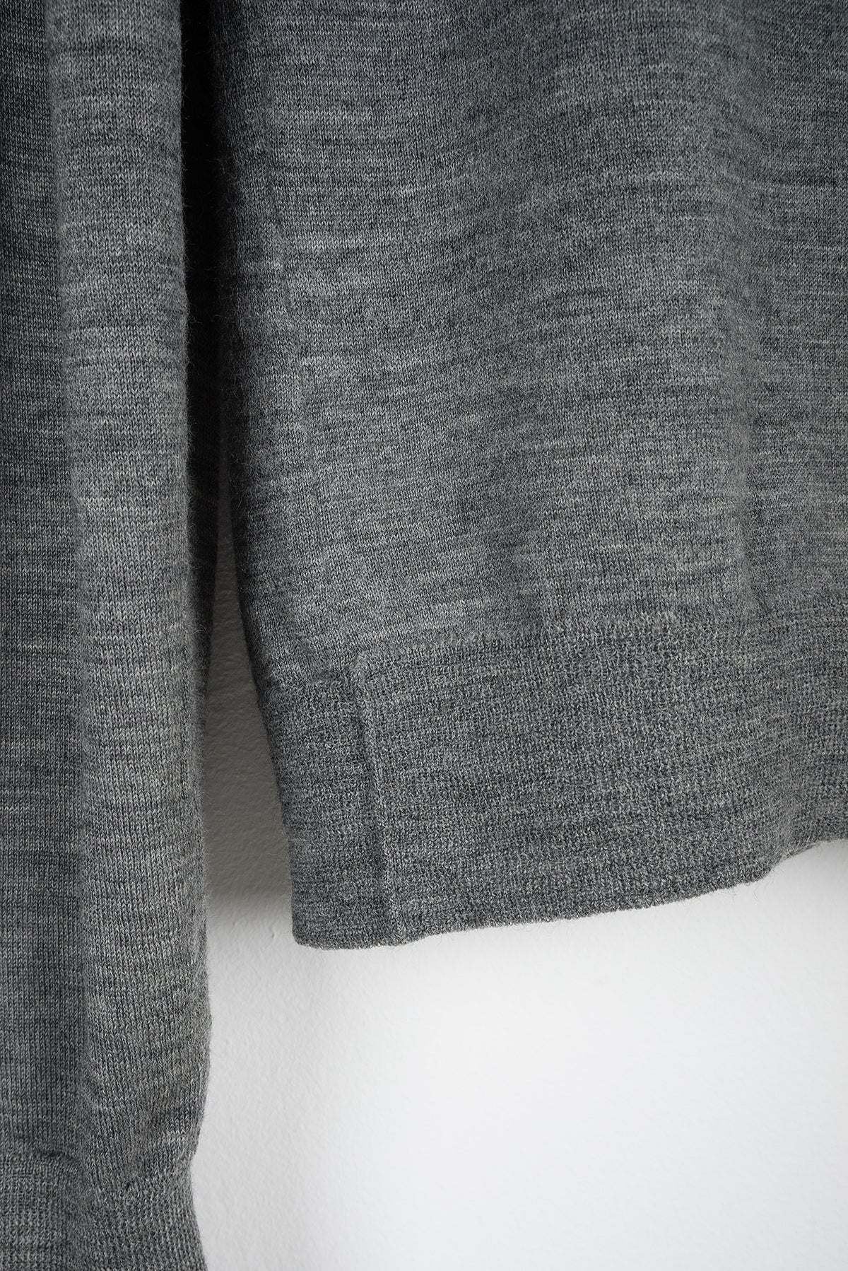 2003 A/W CREWNECK IN PURE WOOL BY MISS DEANNA