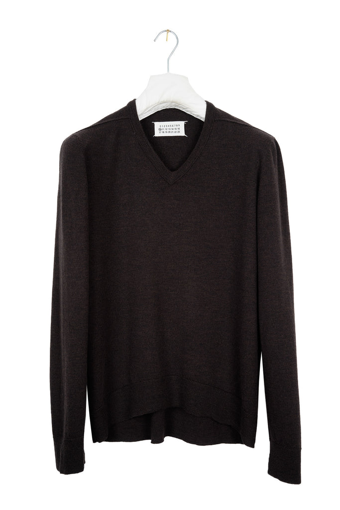 2004 A/W ANATOMIC V-NECK SWEATER WITH SHOULDER SEAM DETAIL
