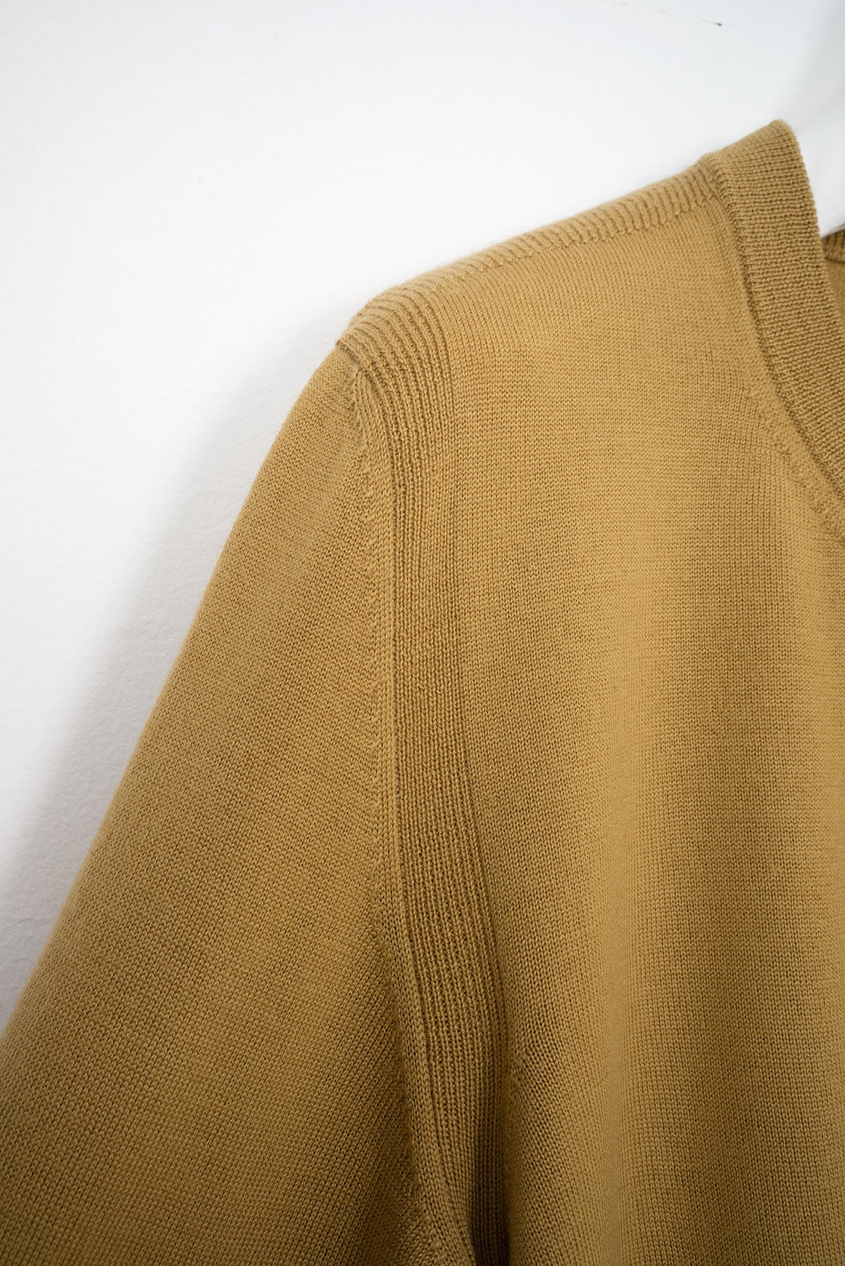 2008 A/W CREWNECK SWEATER WITH RIBBING DETAILS IN FINEST WOOL