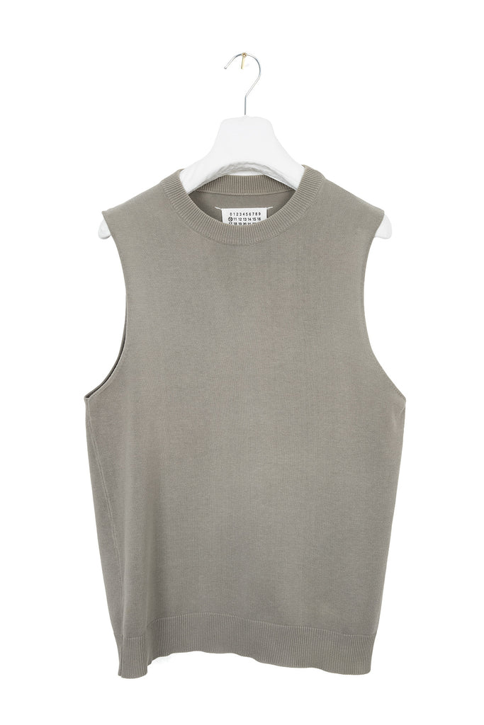 1999 S/S SLEEVELESS CREWNECK IN DRY TOUCH COTTON BY MISS DEANNA