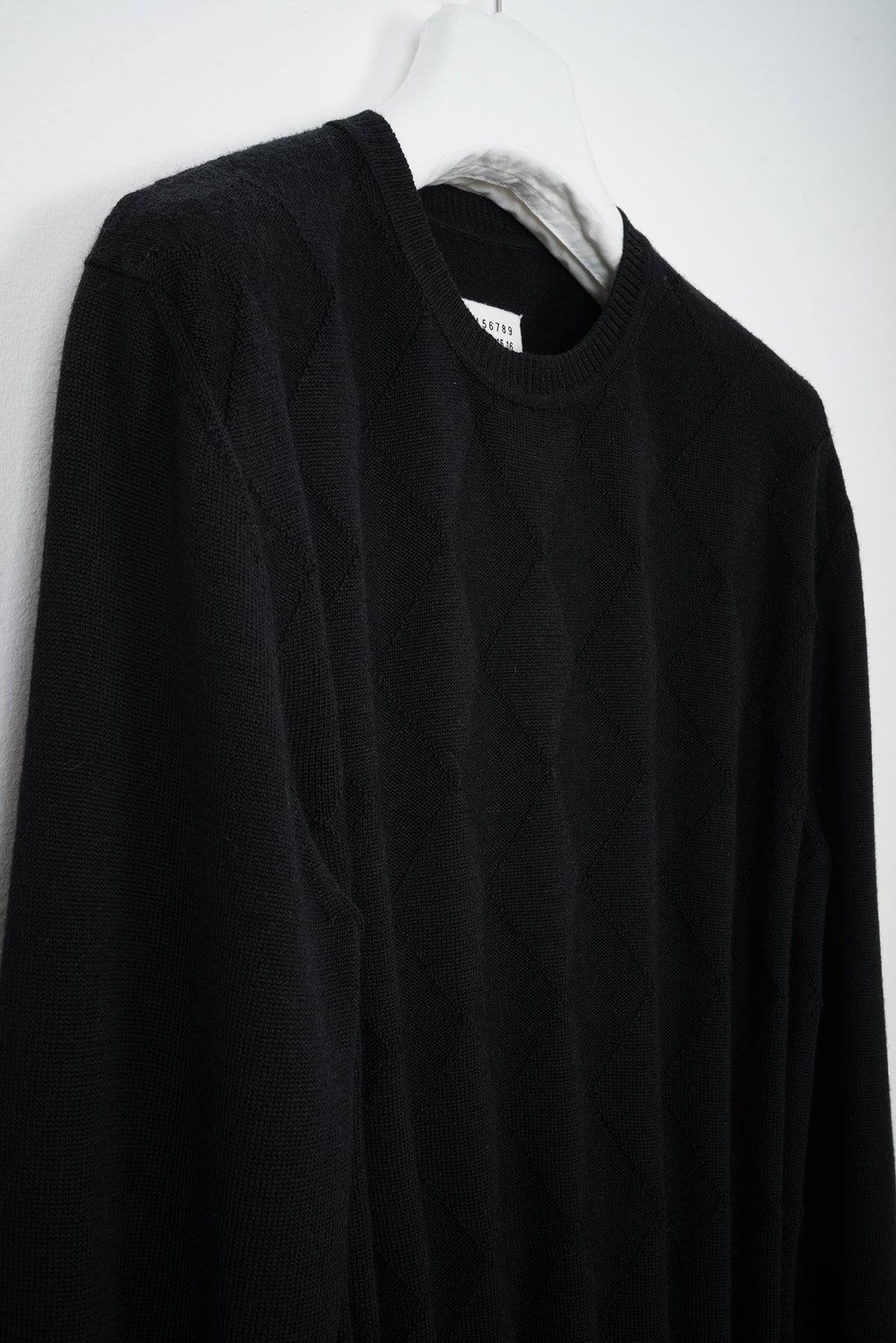 2007 A/W DIAMOND PATTERN BLACK CREWNECK