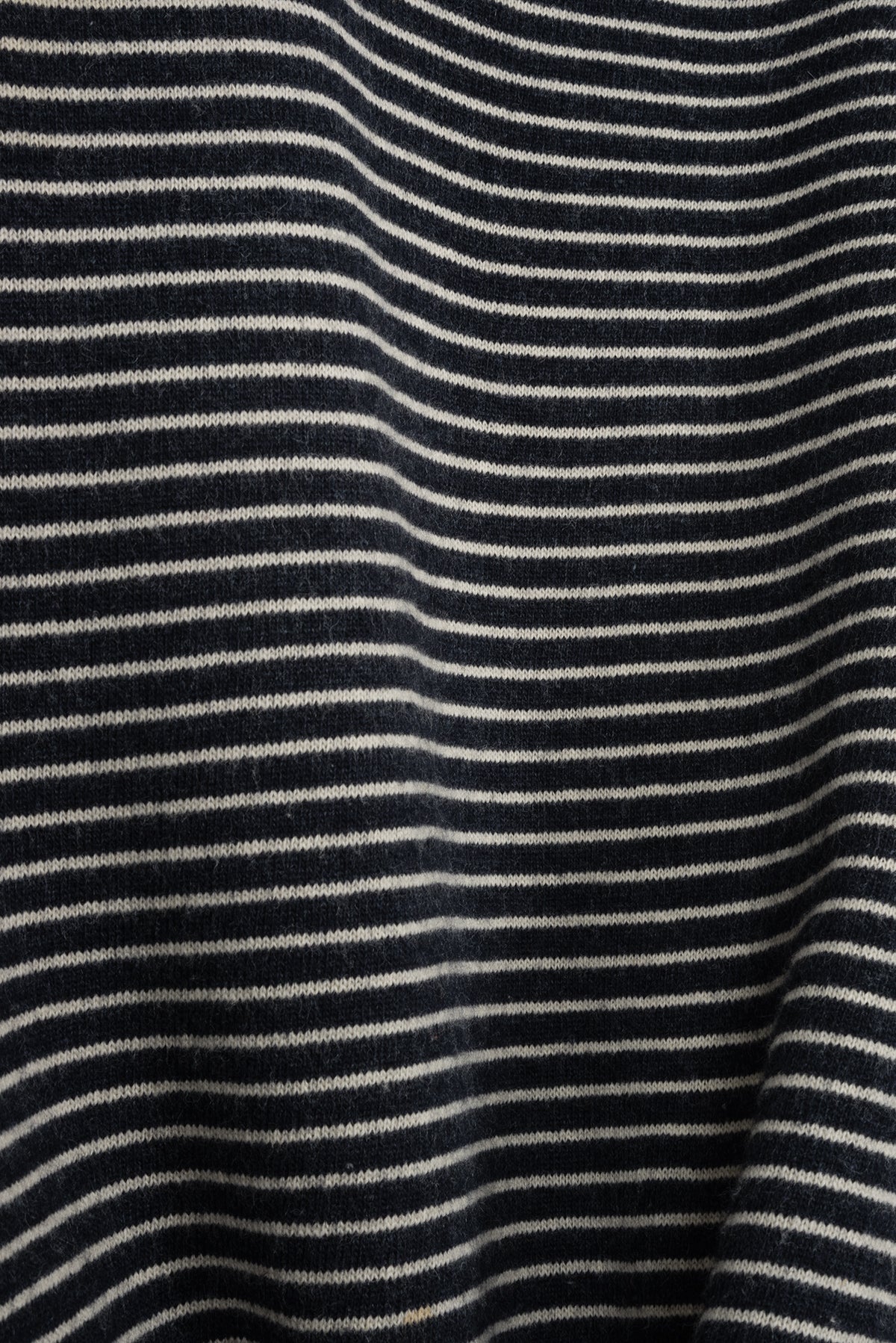 2001 A/W STRIPED LAMBSWOOL V-NECK SWEATER BY MISS DEANNA