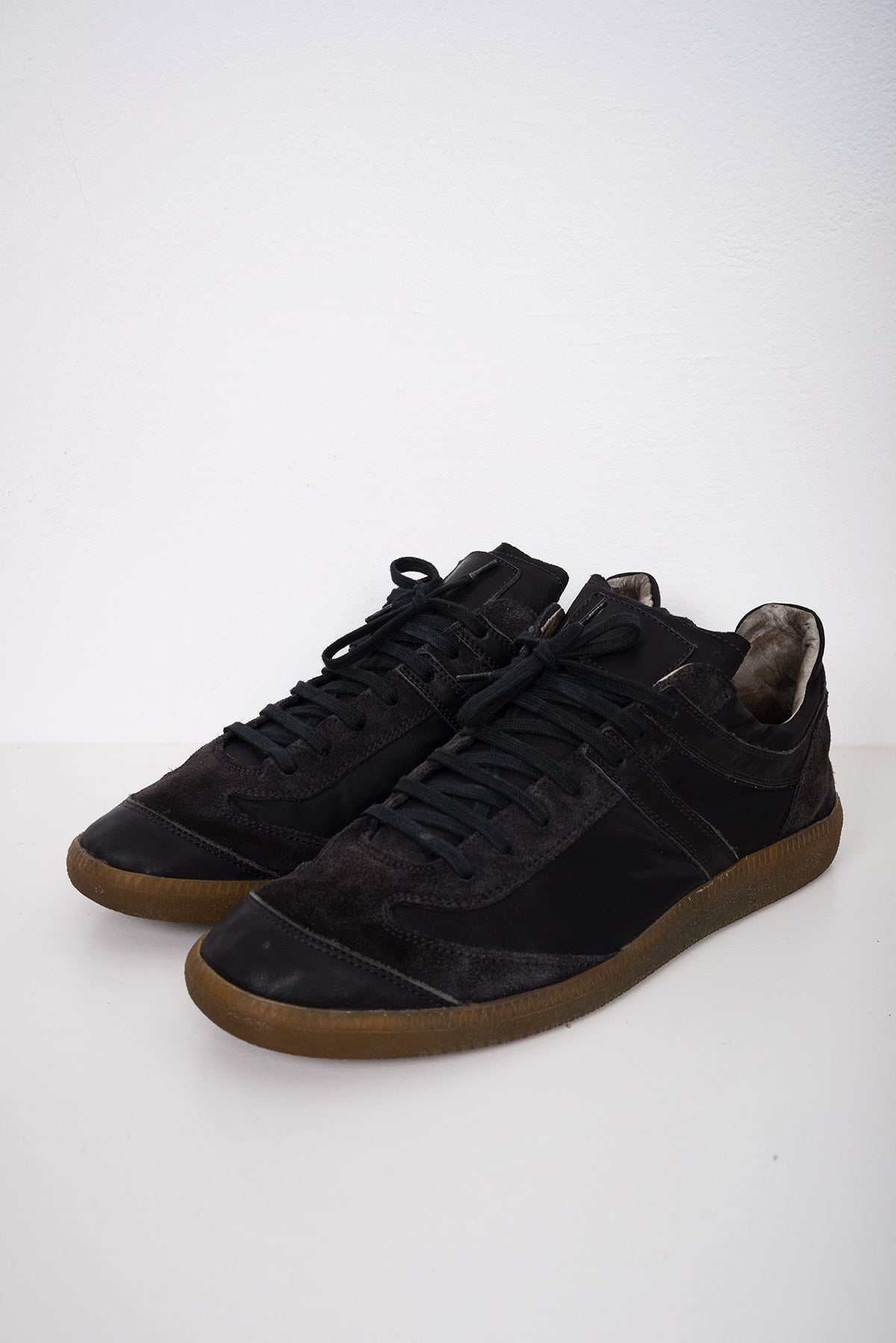 2006 S/S BLACK NYLON AND SUEDE GUM SOLE SNEAKERS