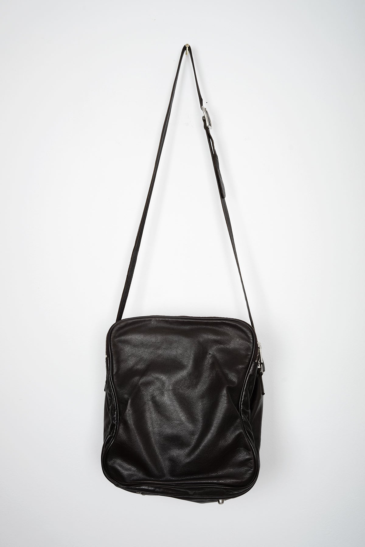 2000 A/W ARTISANAL 5-ZIP LEATHER SHOULDER BAG